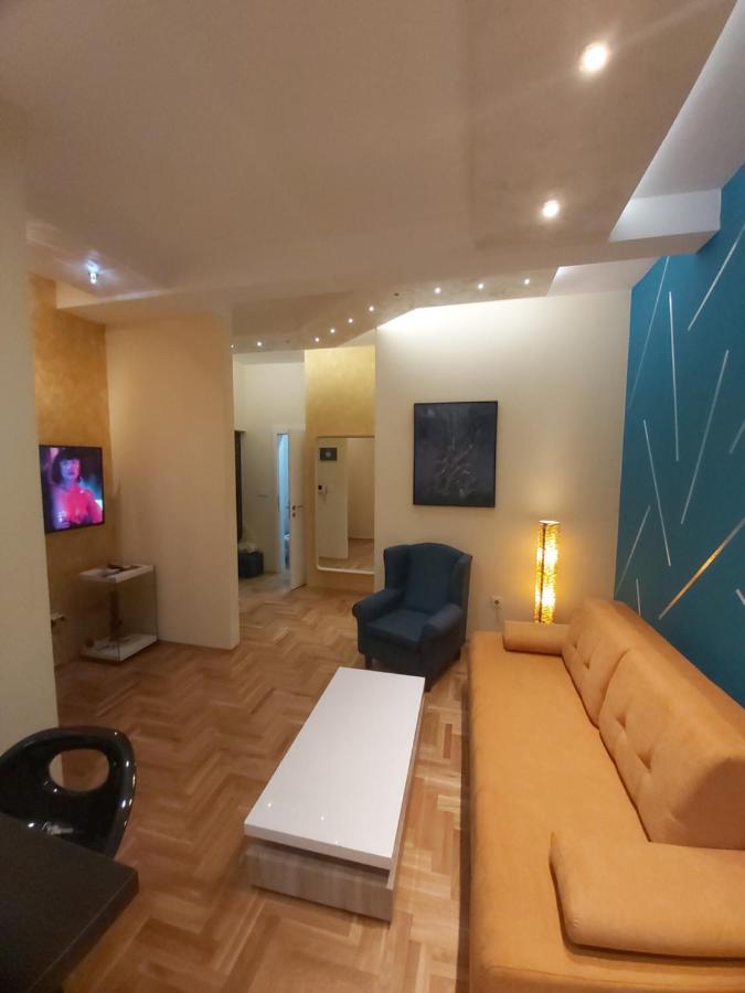Apartment Nikirent Banja Luka Luaran gambar