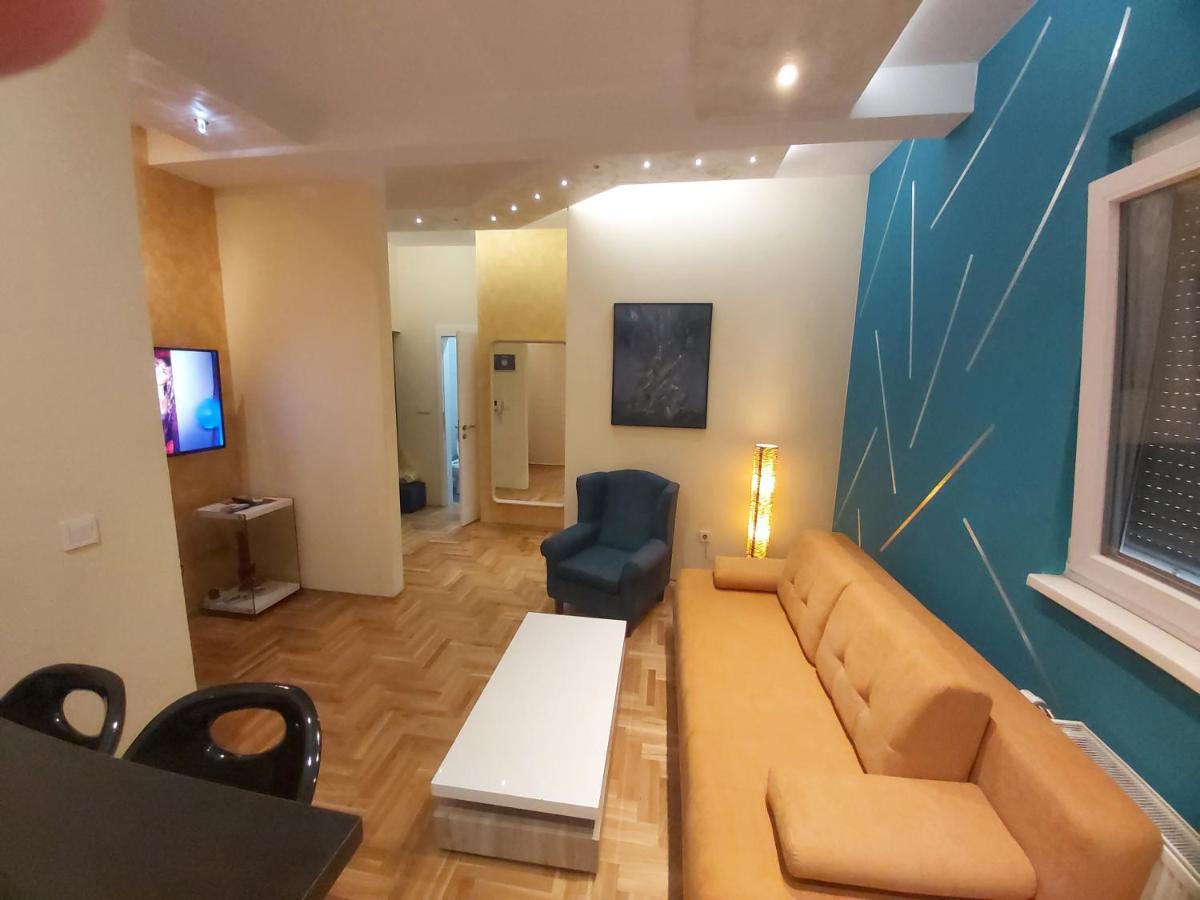 Apartment Nikirent Banja Luka Luaran gambar